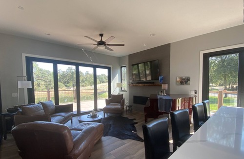 Cedar Ridge Villa | Placer Wine Trail- Country Vineyard Retreat