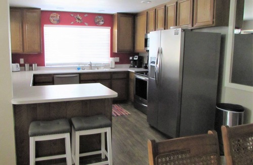 Plumas Eureka Estates Condo | Plumas Pines Golf Resort. Updated Condo on the 4th Fairway. EV charger on site.