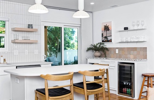 Carlsbad Village House | Plunge Pool, Fire Pit, EV Charger ~ Coasta Casa