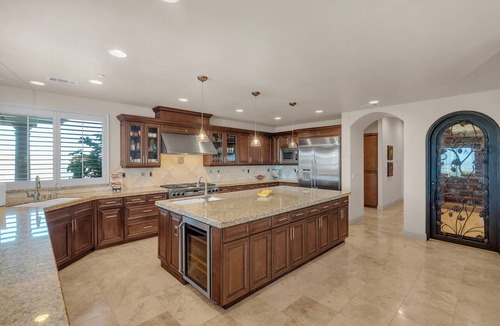 Shandon House | Pool + Spa + Panoramic Views | Paso Wine Country | The Shandon House