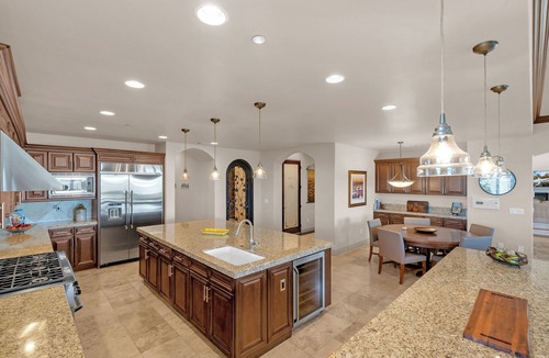 Shandon House | Pool + Spa + Panoramic Views | Paso Wine Country | The Shandon House