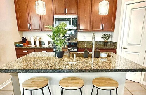North Natomas House | Prestige 4BR 3Bath Modern Home
