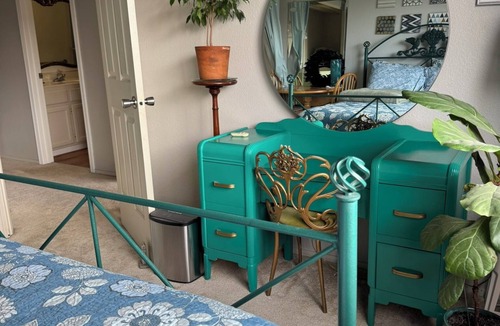 Salinas House | Private Bedroom in Safe, Quiet neighborhood, mature couple hosts