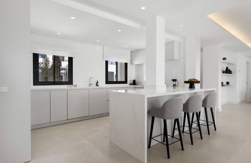 Marbella Villa | Private Luxury Villa Steps from the beach!