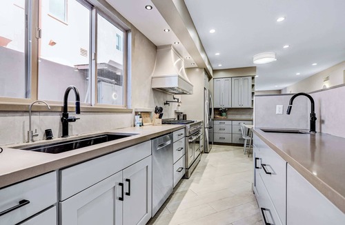 Los Angeles House | Private Pool Oasis · 5BR House Near The Grove