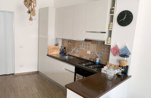 Ischia Porto House | R home ideal for your vacation within walking distance of beaches, restaurants and stores
