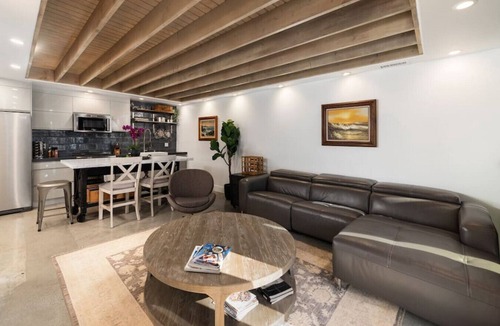 Dana Point House | Rare 10 bedroom property, newly remodeled, centrally located with a huge outdoor living space.