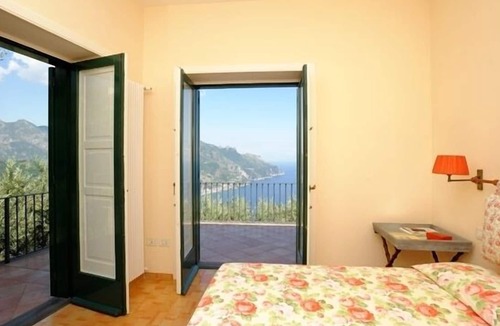Pogerola Villa | Ravello, Italy holiday villa to let, Amalfi villa within walking distance to town, large vacation villa in Ravello Italy