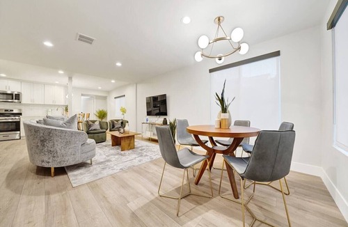 Fullerton House | Remodeled 3BR | King Suite | 5 Miles to Disneyland