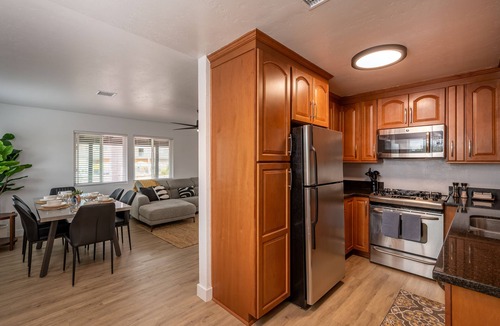 Golden Hill House | Renovated South Park Charmer Close To Zoo Downtown