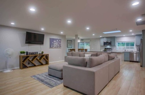 Santee House | Resort Like Oasis: 7BR Home, Pool, Hot Tub & Bar