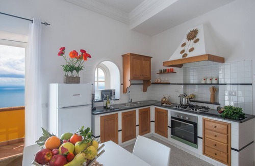 Praiano House | Romantic cottage with outdoor heated whirlpool and breathtaking views