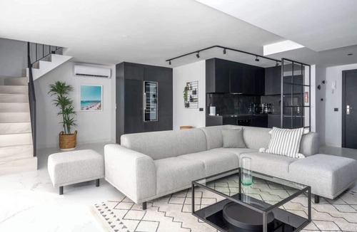 Fuengirola City Centre Apartment | Rooftop in Fuengirola by Costarentals - Ref 59
