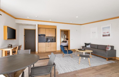 Eastern Malibu Apartment | SA Beach by Stay Awhile Villas