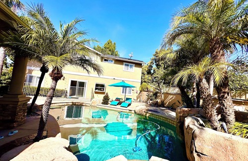 Southwest Anaheim House | Santa Ana Royal prestige home/pool-spa resort style/Disneyland/Beaches/16guest