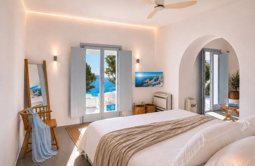 Santorini House | Santorini Heights