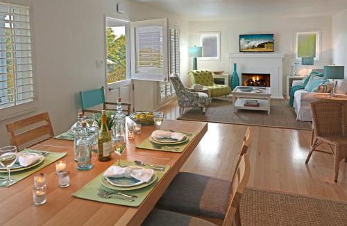 East Mesa Villa | Sea Glass Cottage by Paradise Retreats