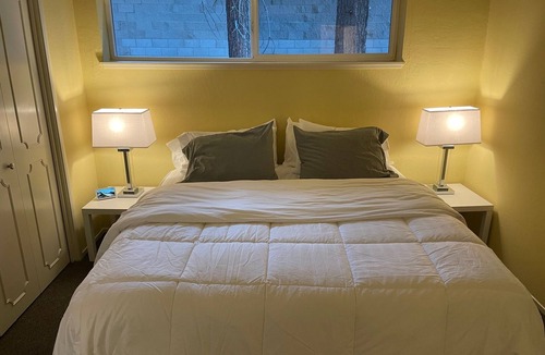 South Lake Tahoe Condo | Seasonal Ski Rental 1 mile from Heavenly California Lodge