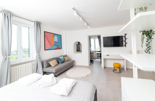 Marini Apartment | Seaview, Two Pools, Sauna & Relax - Suite Dorotea
