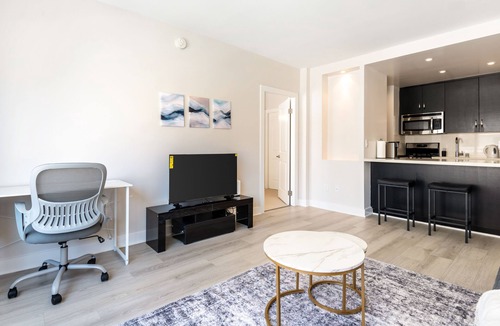 Nob Hill Apartment | Serene 1 Bedroom apartment with fitness room in SF