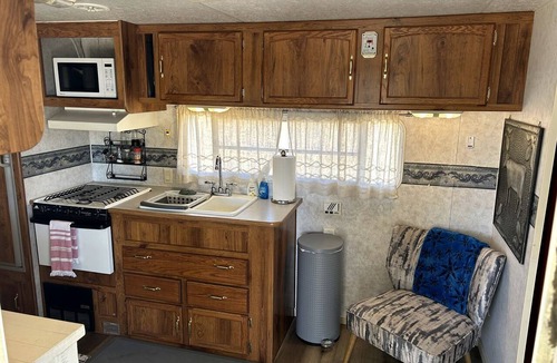 Warner Springs House | Shabby Chic Warner Springs Rental at a Ranch Ideal for Glamping in California