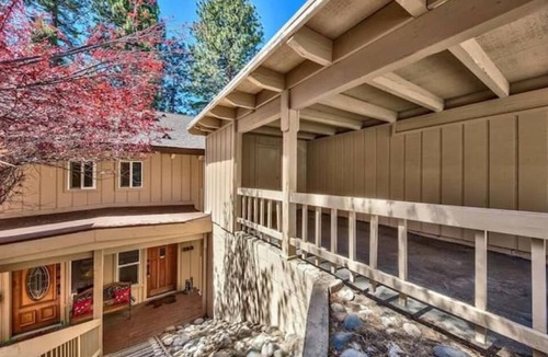 Incline Village Condo | Sierra's Shadow Incline Village Lake Tahoe 4BD/3BA