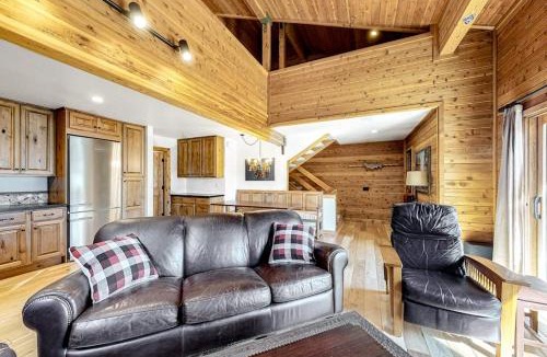 Mammoth Lakes Apartment | Ski Run Villas 8