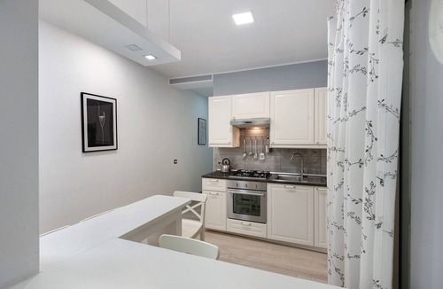 Pompei Apartment | Son Blanc Pompei Scavi Apartment with Wi-Fi and Air Conditioning