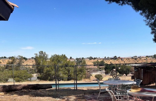 Hesperia House | Spacious 4-bedroom house in beautiful Hesperia with AC