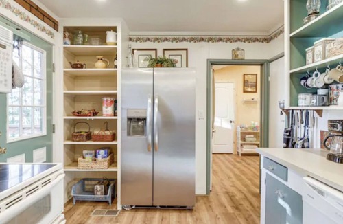 Twain Harte Cabin | Spacious 4BR family cabin, lake access, near town and snow resort