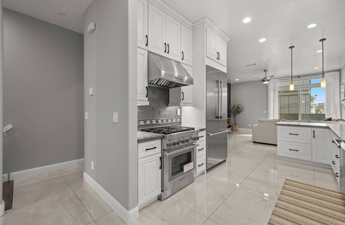 Downtown Sacramento House | Spacious 4BR Midtown Home - Perfect for Big Groups