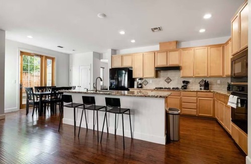 West Sacramento House | Spacious 5-bedroom house in wonderful West Sacramento with AC