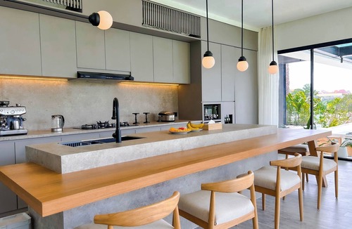 Tumbak Bayuh Villa | Spacious, 6 Bedroom Villa near Canggu Area