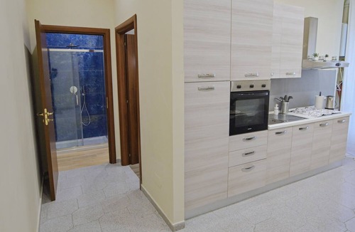 Vasto Apartment | Spacious apartment in Naples · Sleeps 9, 2 bathrooms, just a short walk from the train station