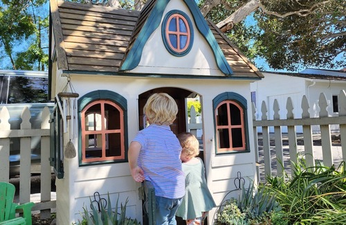 Pacific Grove House | Spacious family home, half a block from Berwick Park and the Monterey Bay!