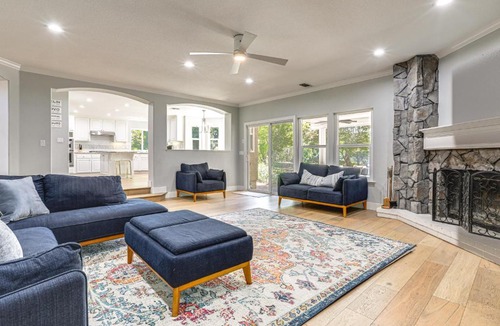 Loomis House | Spacious Home w/Private Pool, Mins to Folsom Lake