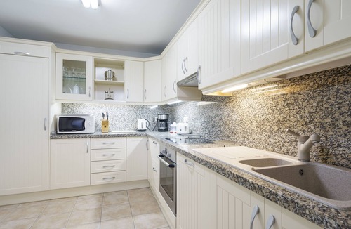 New Golden Mile Apartment | SPACIOUS LUXURY PENTHOUSE/APARTMENT WITH SWIMMING POOLS ON THE COSTA DEL SOL