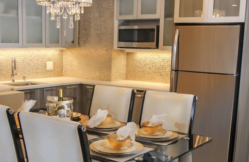 Las Vegas Villa | Spacious One Bedroom Villa at the luxurious Westgate Las Vegas Resort & Casino.