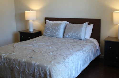 Shasta View House | Spacious Three Bedroom Home in Residential Neighborhood