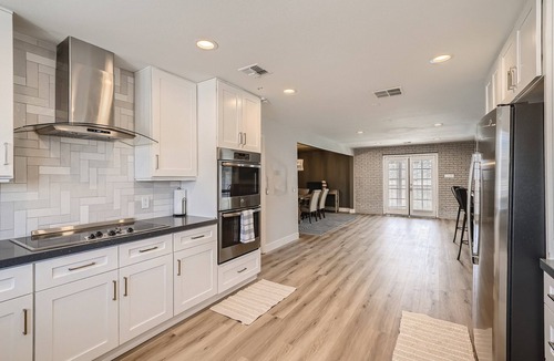 Spring Valley House | Spacious Villa 20 min to Strip & Airport! Private Pool and amenities for all ages!