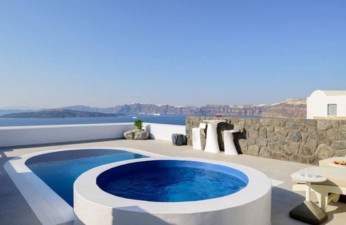 Akrotiri Villa | Splendid Santorini Villa | Villa Vista | 3 Bedrooms | Private pool & Spa Bath
