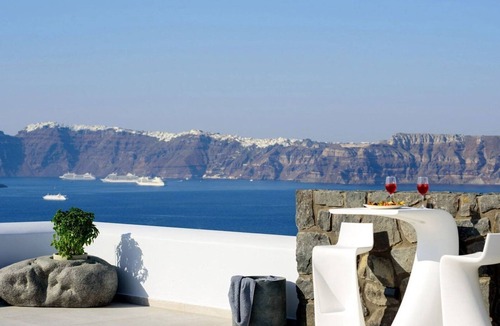 Akrotiri Villa | Splendid Santorini Villa | Villa Vista | 3 Bedrooms | Private pool & Spa Bath