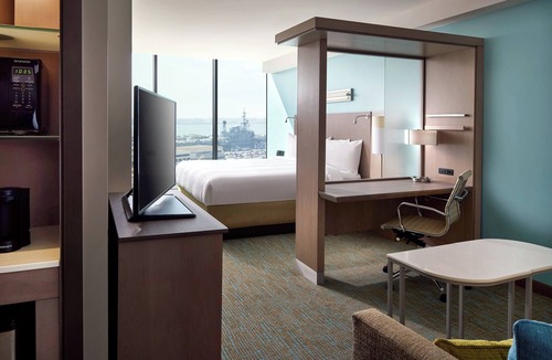 Columbia Hotel | Springhill Suites San Diego Downtown/Bayfront
