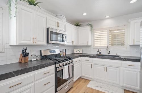Oceano House | Steps To #PismoBeach with Poker, Foosball, FREE EV Charger, and Bikes