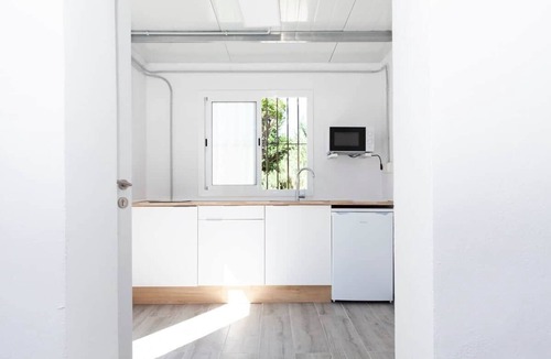 Almayate Bajo House | Studio apartment in Almayate, next to the sea.