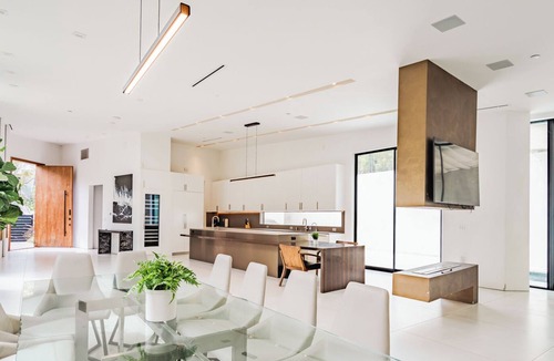 Los Angeles Villa | Stunning 5BRM Hollywood Hills Villa Retreat!
