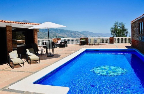 Torrox Villa | Stunning 7-Bed Villa private pool/tennis court