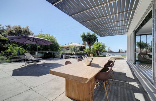 Urbanizacion el Rosario Villa | Stunning Contemporary Villa next to Golf Resort