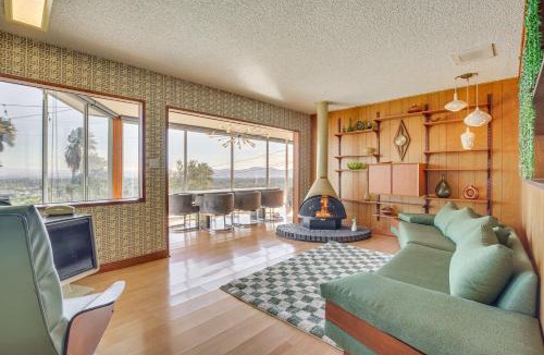 San Bernardino House | Stunning MCM Escape w/Mtn Views in San Bernardino