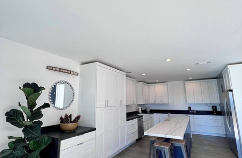 Volcano House | Stunning View, outdoor enthusiast dream! 2 bedroom, 2 full baths